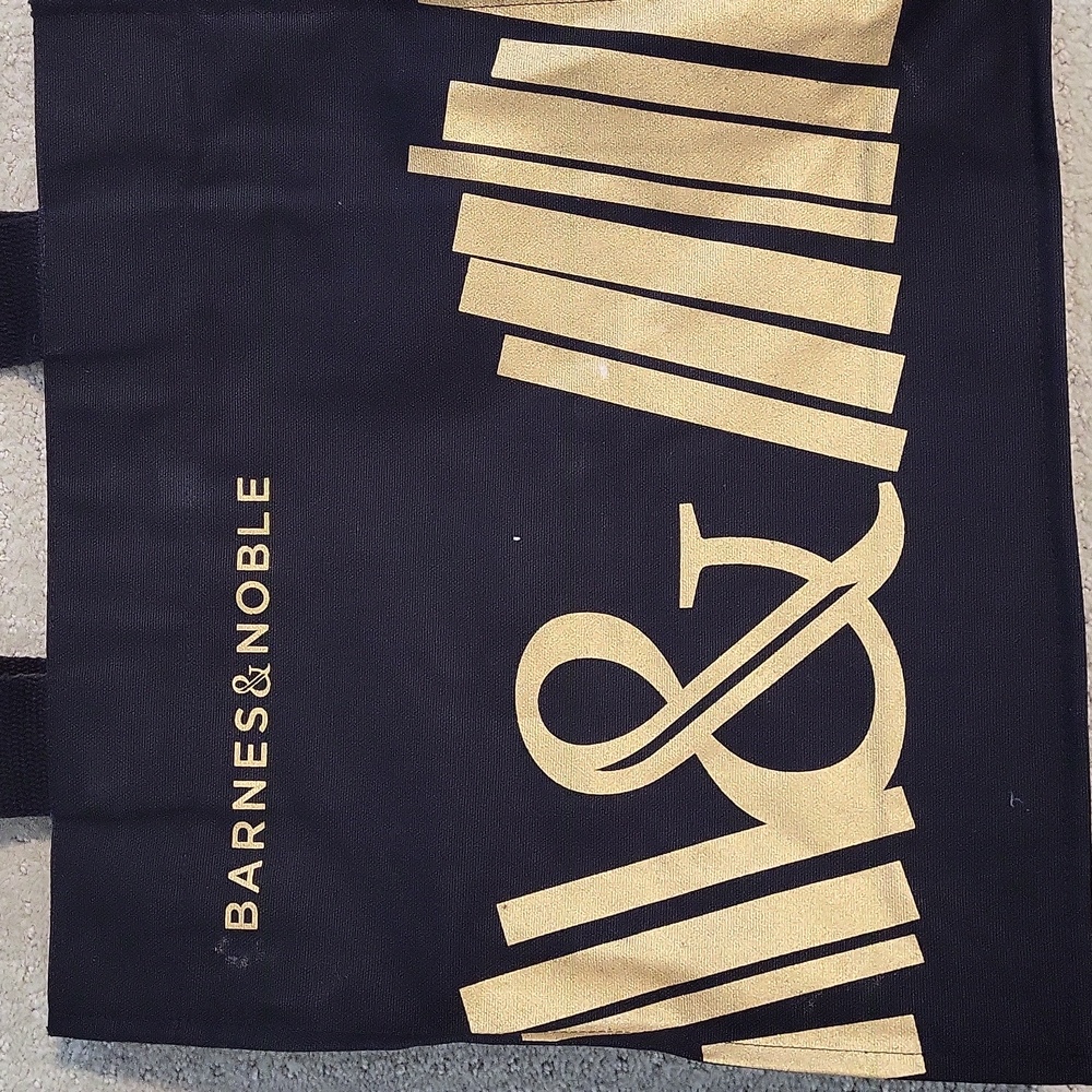 barnes and noble Bag With Autographed Autobiography Of Marsha Mason And More - Picture 2 of 8